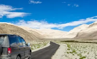 Jeep Safari Tour Manali to Leh