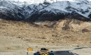 Leh With Pangong Lake & Nubra Valley Motor Bike Tour