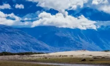 Leh – Nubra Valley Tour