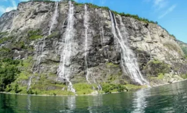 Seven Sisters Tour waterfall